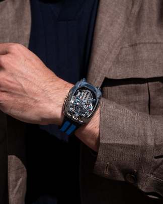 Jacob & Co. Bugatti Chiron Tourbillon Polished Titanium Edition (Reference: BU200.20.AK.AB.B) Jacob (C)