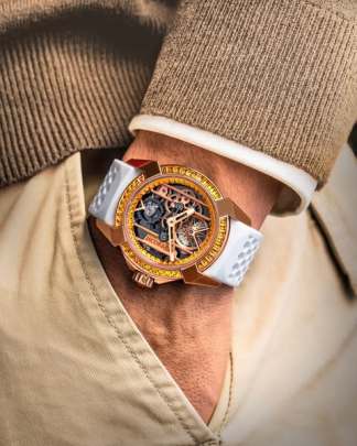 Jacob & Co. Epic X Baguette features an 18K rose gold case Watch Jacob & Co