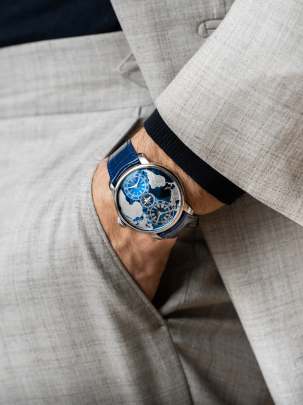 Jacob & Co. The World Is Yours Dual Time Zone (Platinum & Blue Dial Edition). Jacob (B)