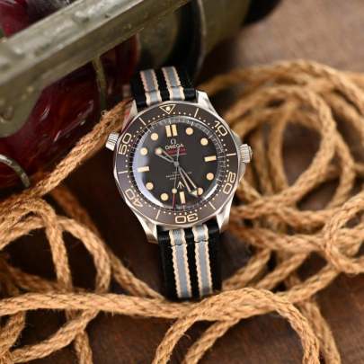 Omega Seamaster Diver 300M 007 Edition Omega